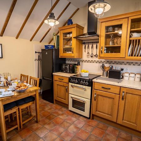 All Seasons Cottage Breaks Saxmundham Exteriör bild