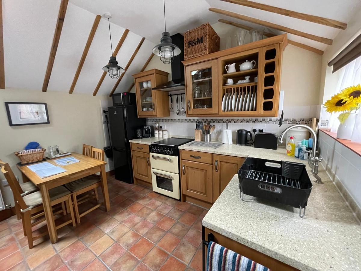 All Seasons Cottage Breaks Saxmundham Exteriör bild