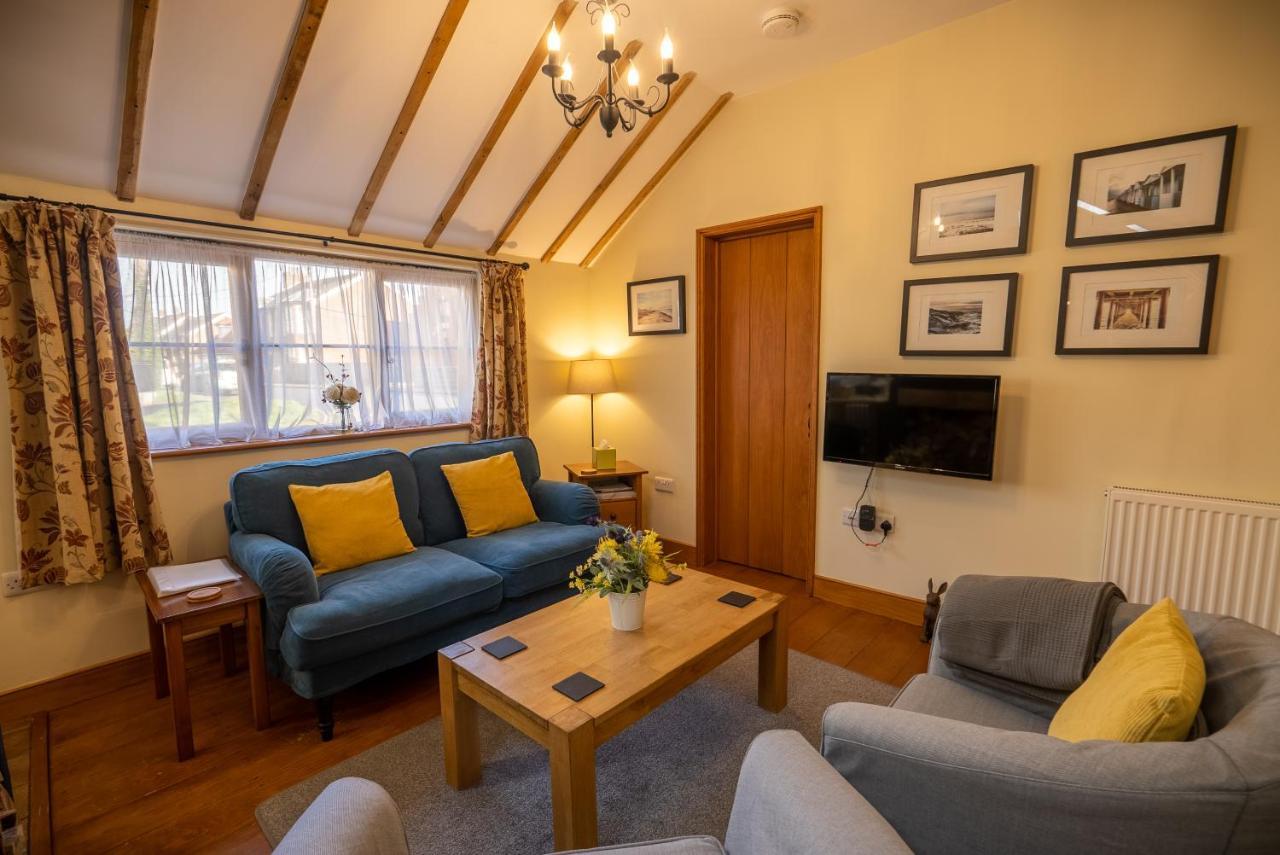 All Seasons Cottage Breaks Saxmundham Exteriör bild