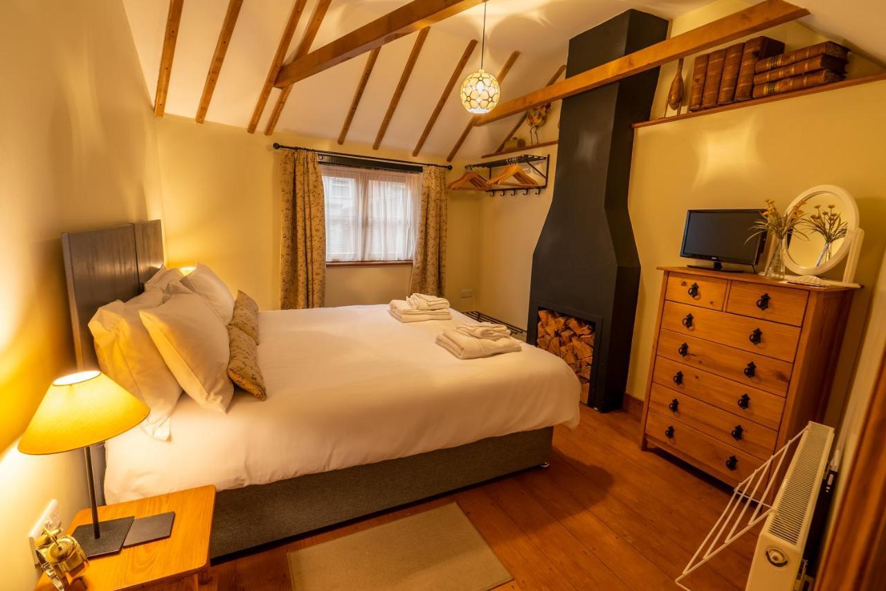 All Seasons Cottage Breaks Saxmundham Exteriör bild